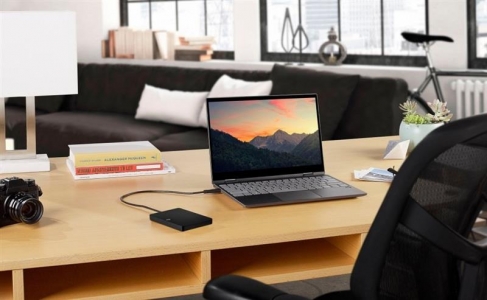 Зовнішній жорсткий диск 2.5